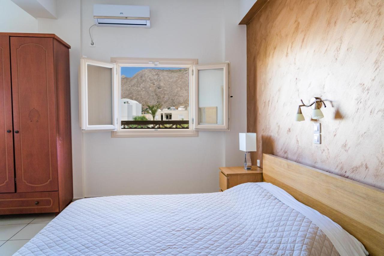 Rena Hotel 佩里萨 外观 照片
