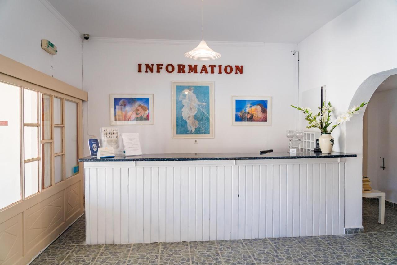 Rena Hotel 佩里萨 外观 照片